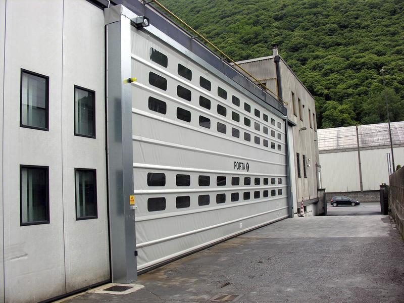 Puertas industriales abatibles - Puerta rapida plegable para industria BMP